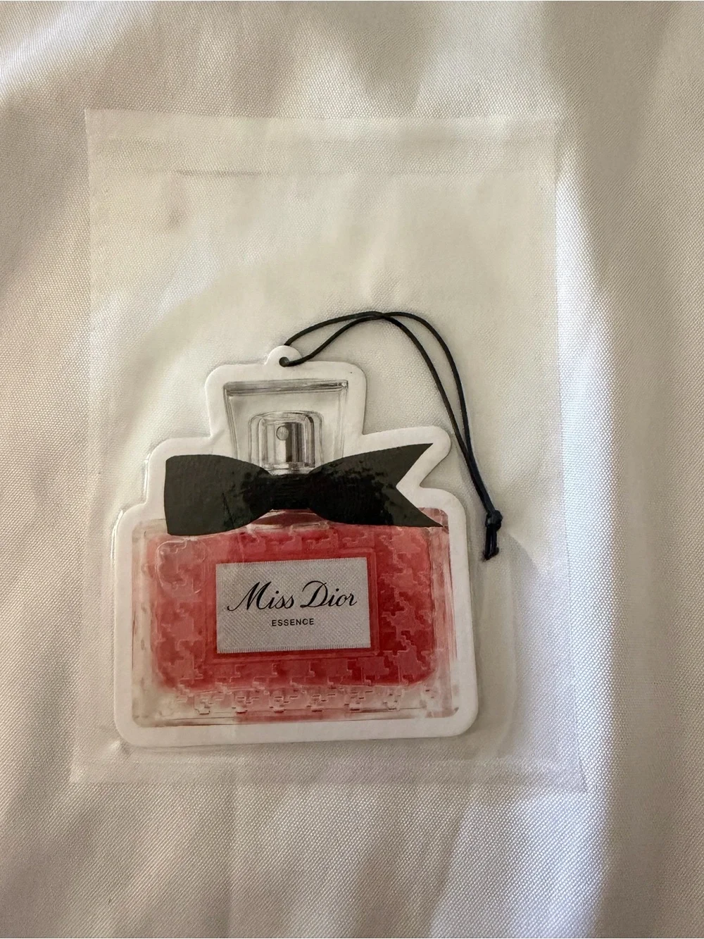 Set if 2 Essence Women's Pink Scented Air Fresheners